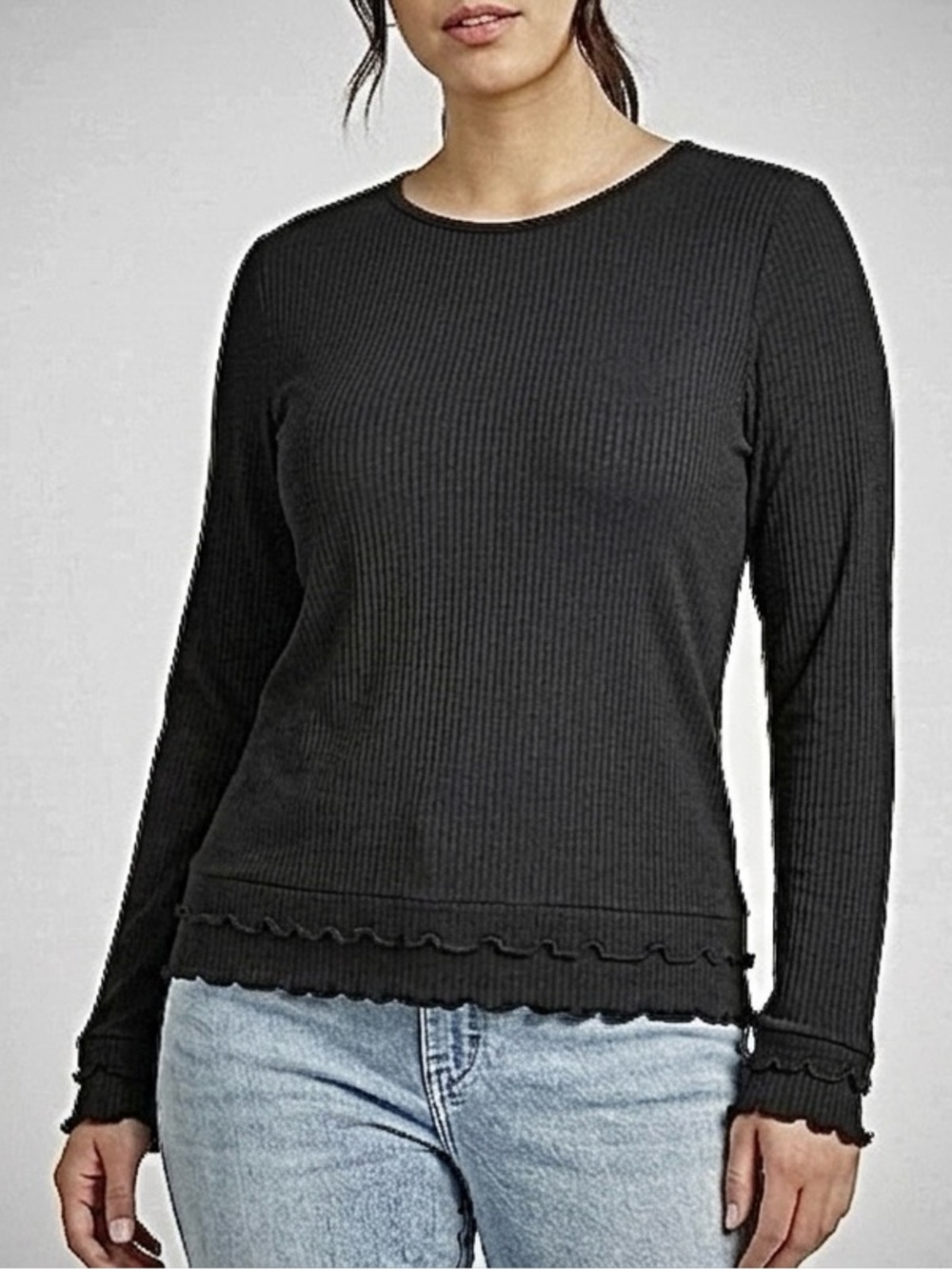 a.n.a Black Ribbed Ruffle Edge Long Sleeve Crew Neck Knit Top Size M